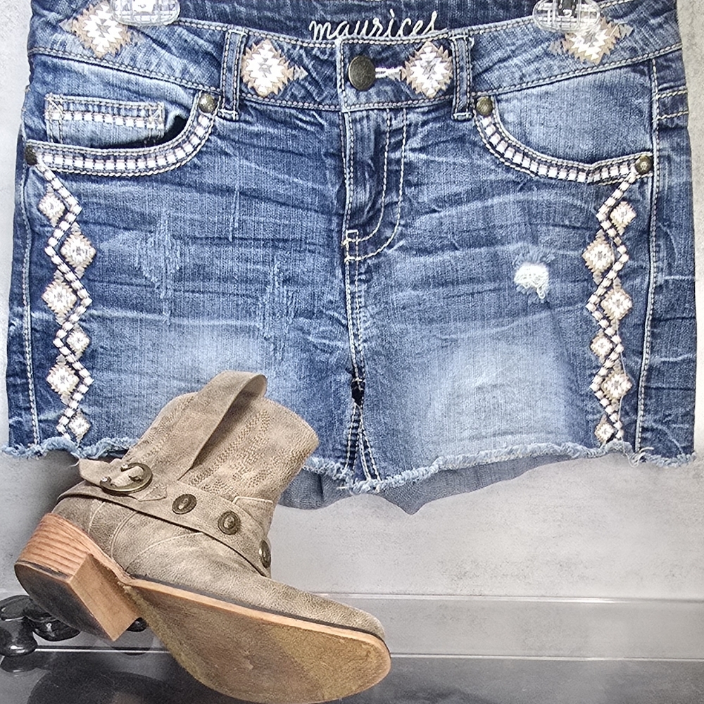 Maurices Stretch Denim Shorts 7/8